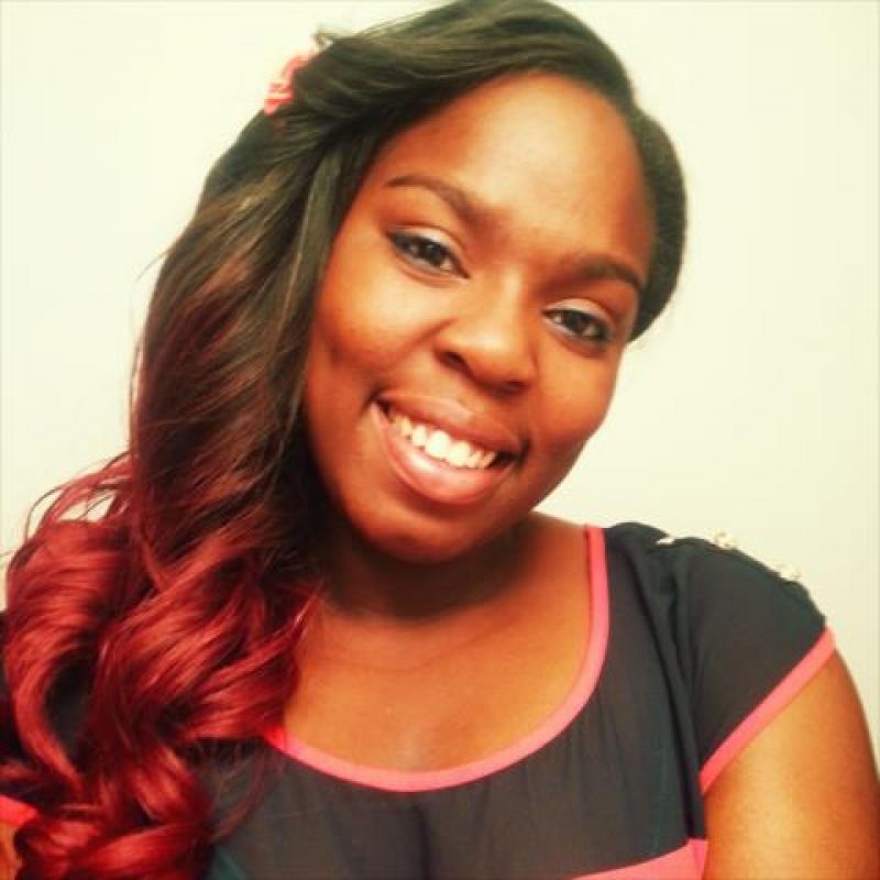 Profile picture of risapooh012_199644074